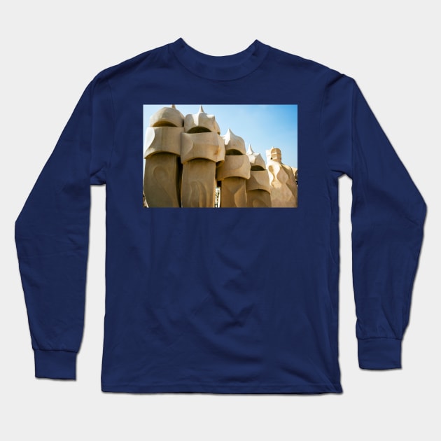 Casa Mila, Barcelona, La Pedrera, Chimneys Long Sleeve T-Shirt by tommysphotos